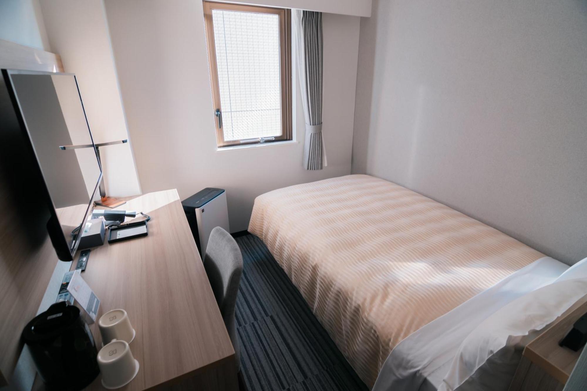 Quintessa Hotel Chiba Funabashi Exterior photo